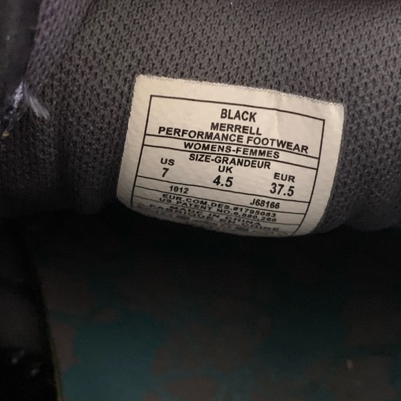 Merrell woman’s walking shoes size 7 - Picture 8 of 9